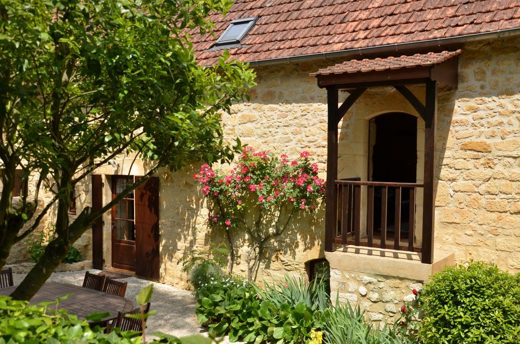 La Gueriniere Bed & Breakfast Cenac-et-Saint-Julien Exterior photo