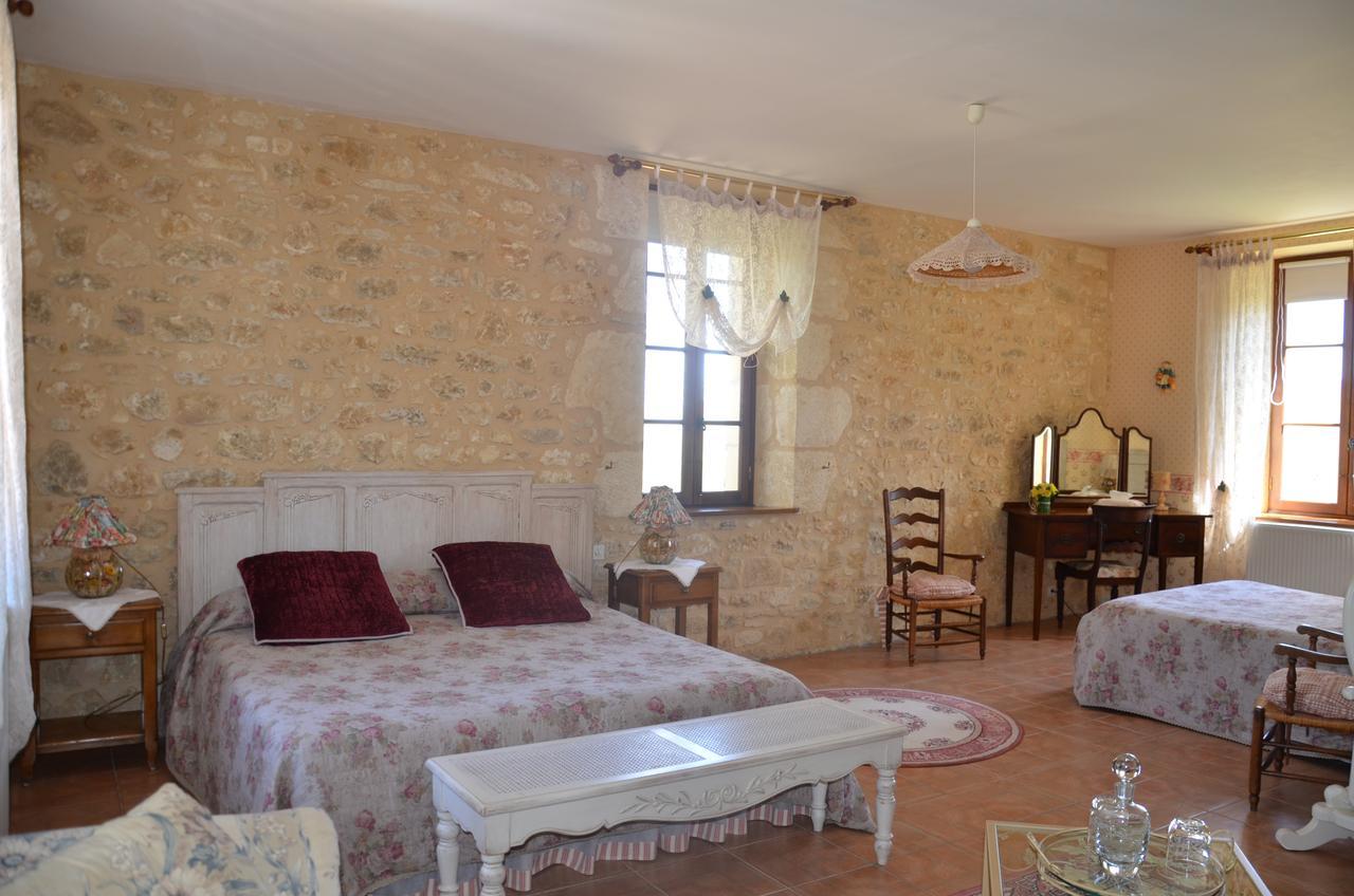 La Gueriniere Bed & Breakfast Cenac-et-Saint-Julien Exterior photo